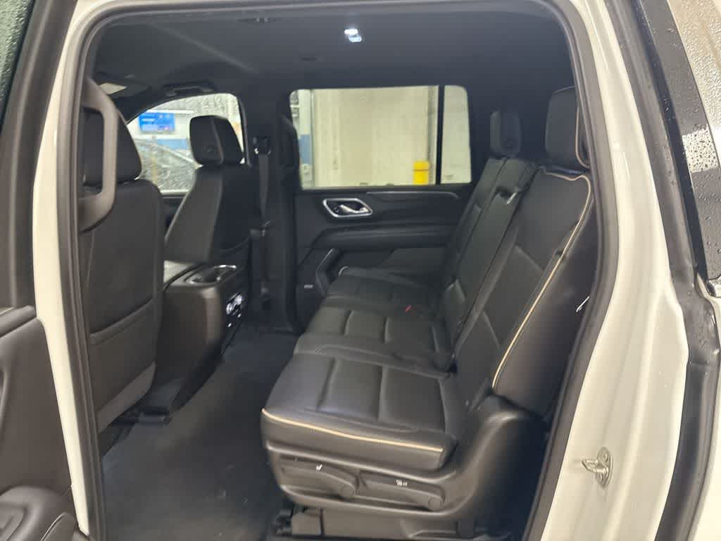 Thumbnail: 2021 GMC Yukon XL - 20