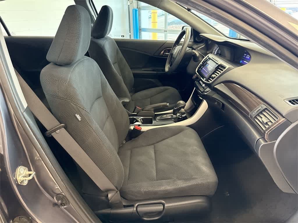 Thumbnail: 2017 Honda Accord - 22