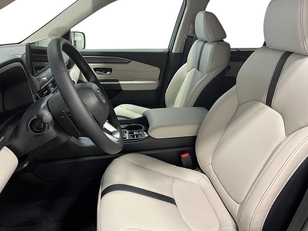 Thumbnail: 2026 Honda Pilot - 15