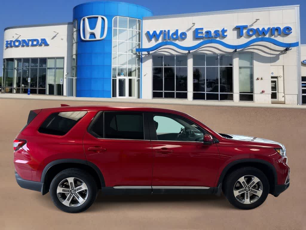 Thumbnail: 2023 Honda Pilot - 9