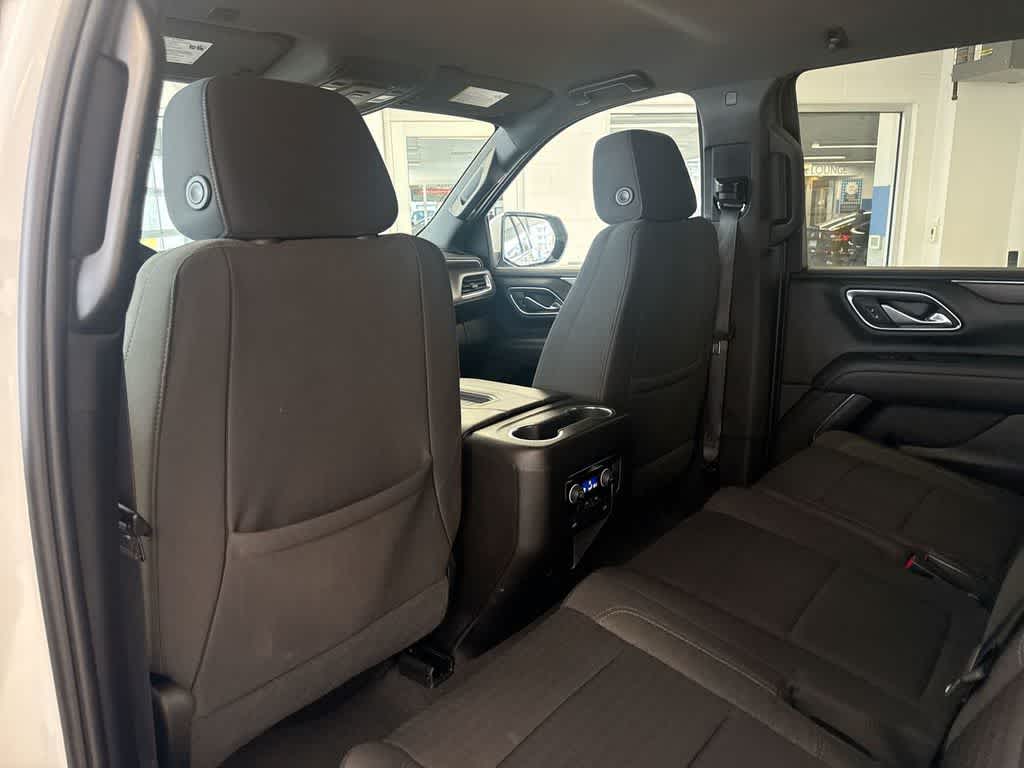 Thumbnail: 2023 Chevrolet Tahoe - 20