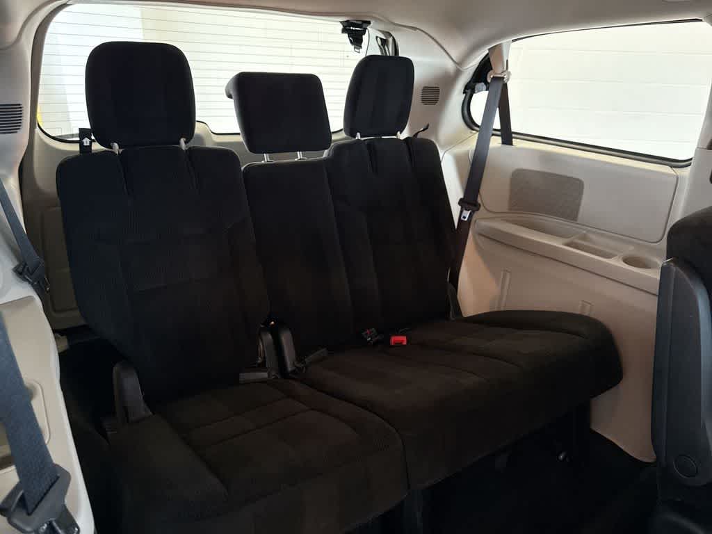 Thumbnail: 2015 Dodge Grand Caravan - 24