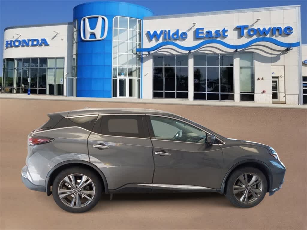 Used 2019 Nissan Murano Platinum with VIN 5N1AZ2MSXKN124277 for sale in Madison, WI