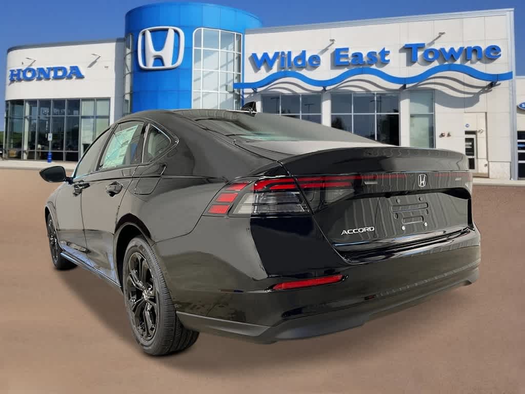 2025 Honda Accord SE photo 3