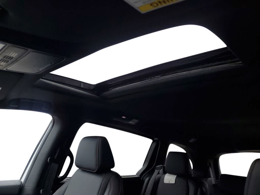 Thumbnail: 2026 Honda Odyssey - 21