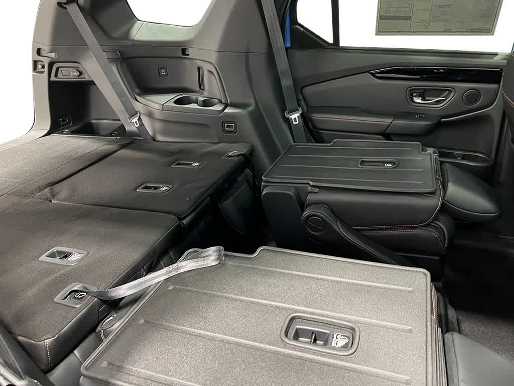 Thumbnail: 2025 Honda Pilot - 37