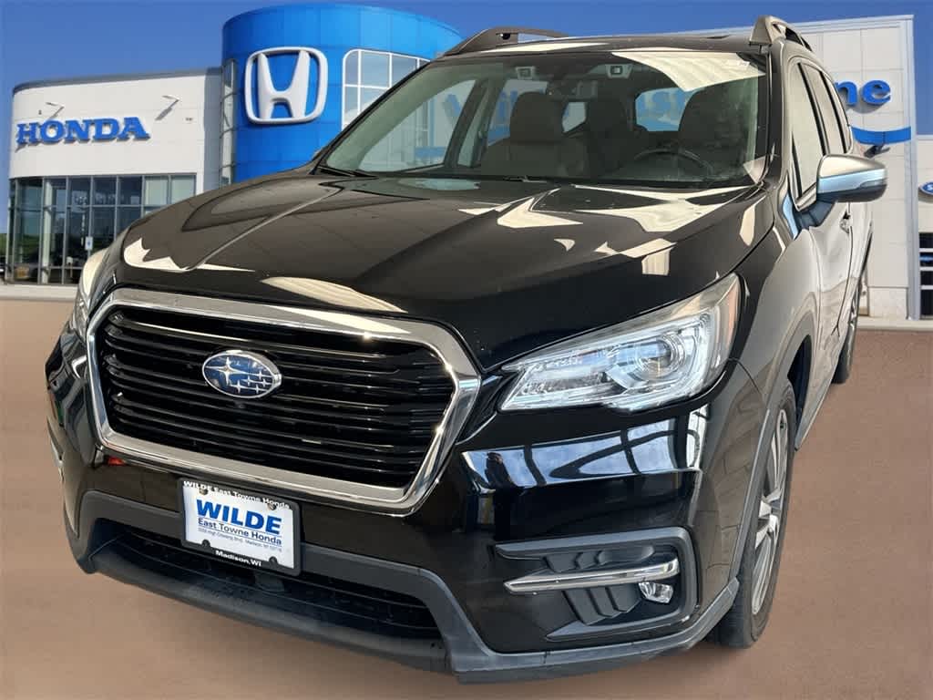 2019 Subaru Ascent Touring -
                  Madison, WI