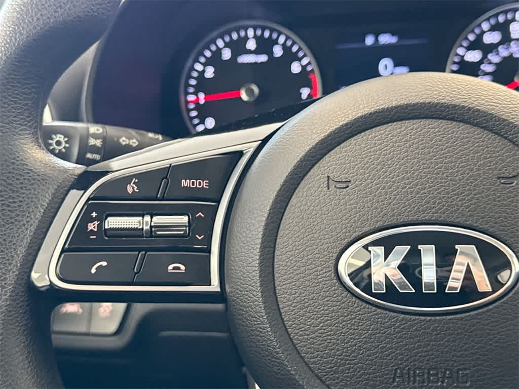 Thumbnail: 2020 Kia Forte - 23