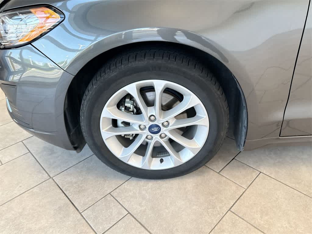 Thumbnail: 2020 Ford Fusion - 14