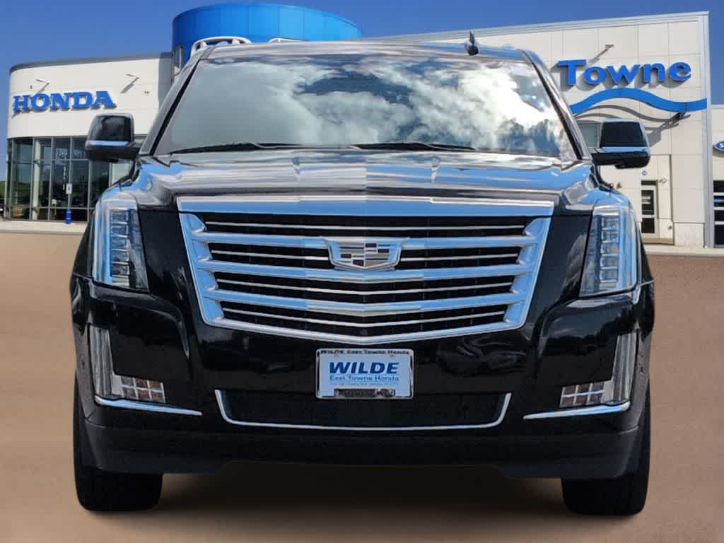 Thumbnail: 2020 Cadillac Escalade - 3