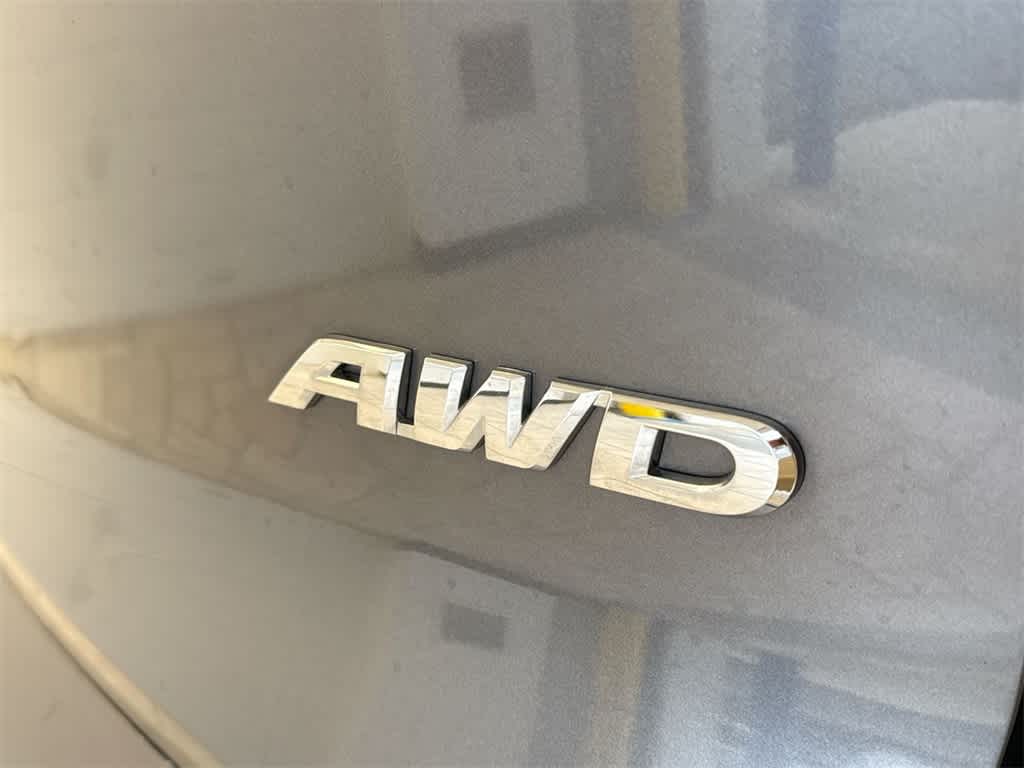 Thumbnail: 2016 Honda Pilot - 11