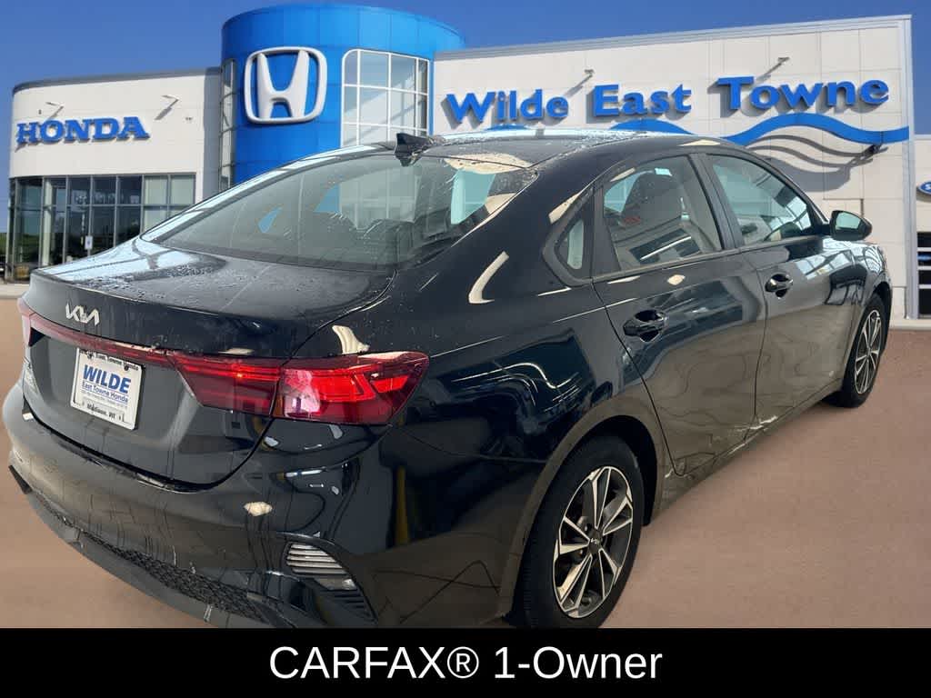 Thumbnail: 2024 Kia Forte - 9