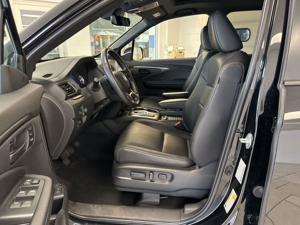 Thumbnail: 2023 Honda Passport - 19