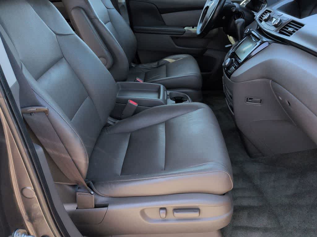 Thumbnail: 2015 Honda Odyssey - 25