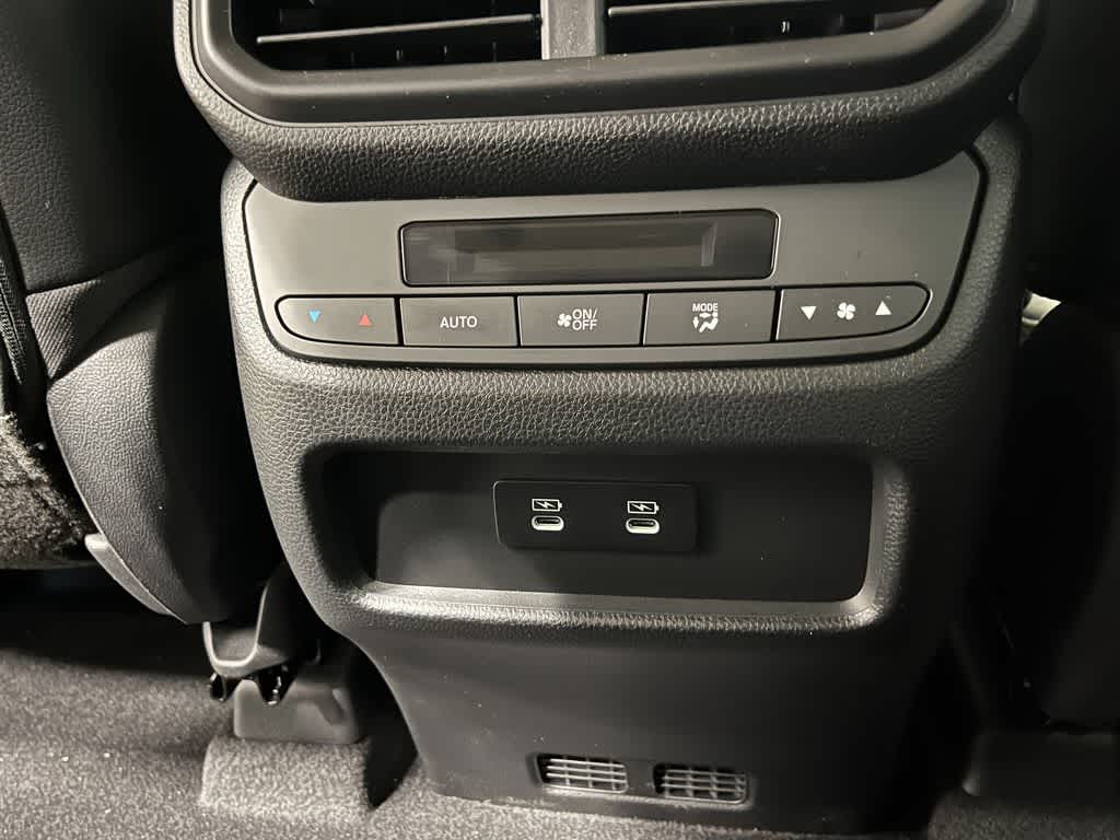 Thumbnail: 2026 Honda Pilot - 24