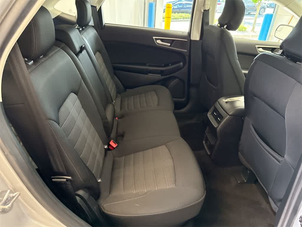 Thumbnail: 2018 Ford Edge - 21