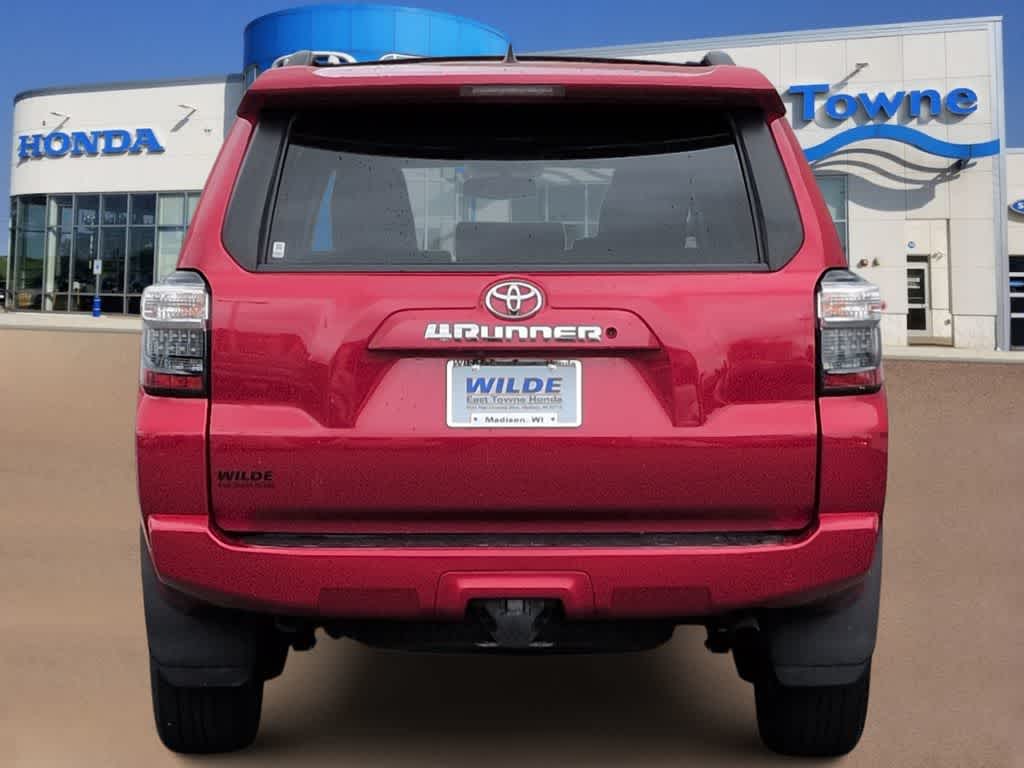 Thumbnail: 2019 Toyota 4Runner - 7