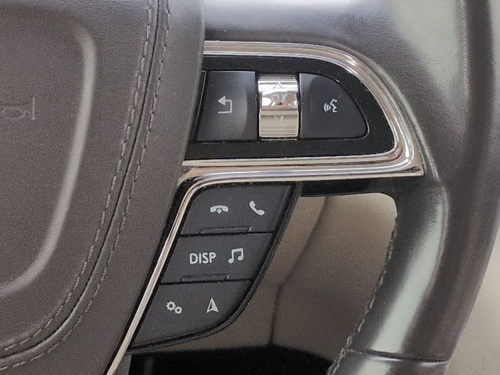 Thumbnail: 2019 Lincoln Continental - 24