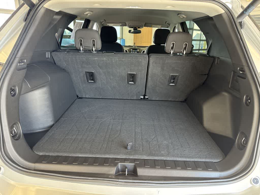 Thumbnail: 2019 Chevrolet Equinox - 34