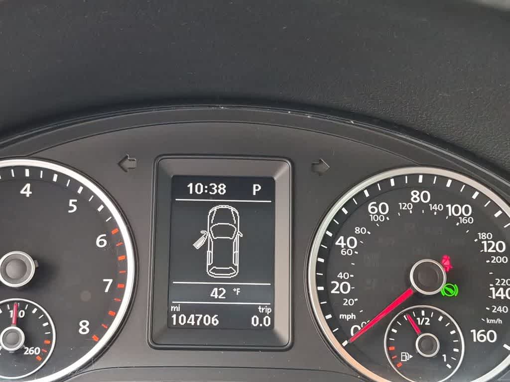 Thumbnail: 2017 Volkswagen Tiguan - 32