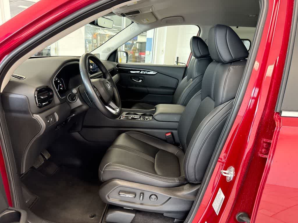 Thumbnail: 2023 Honda Pilot - 19