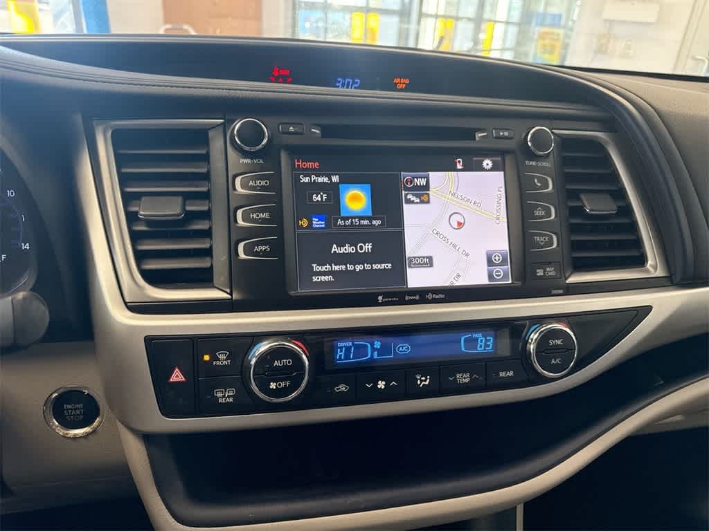 Thumbnail: 2019 Toyota Highlander - 33