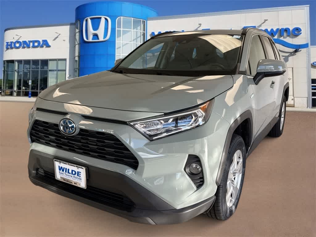 Thumbnail: 2021 Toyota RAV4 - 3