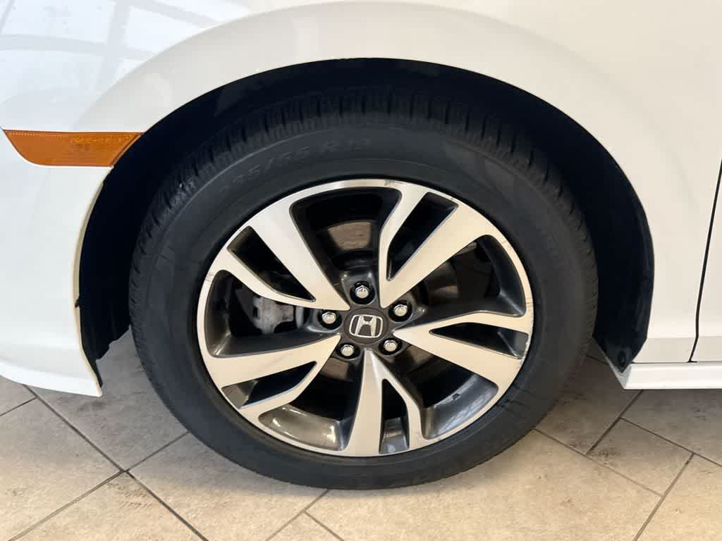 Thumbnail: 2023 Honda Odyssey - 16