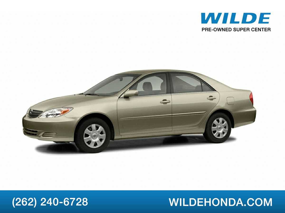 2002 Toyota Camry LE -
                  Waukesha, WI