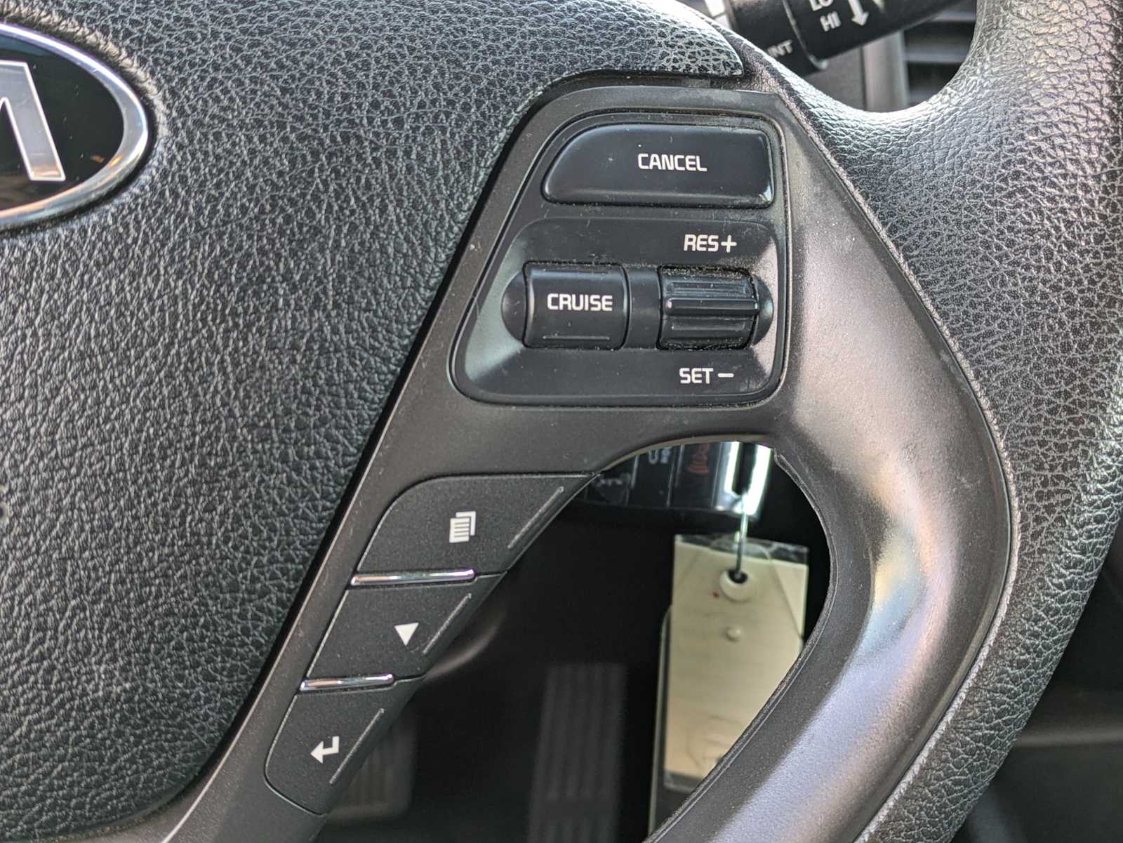 Thumbnail: 2018 Kia Forte - 22