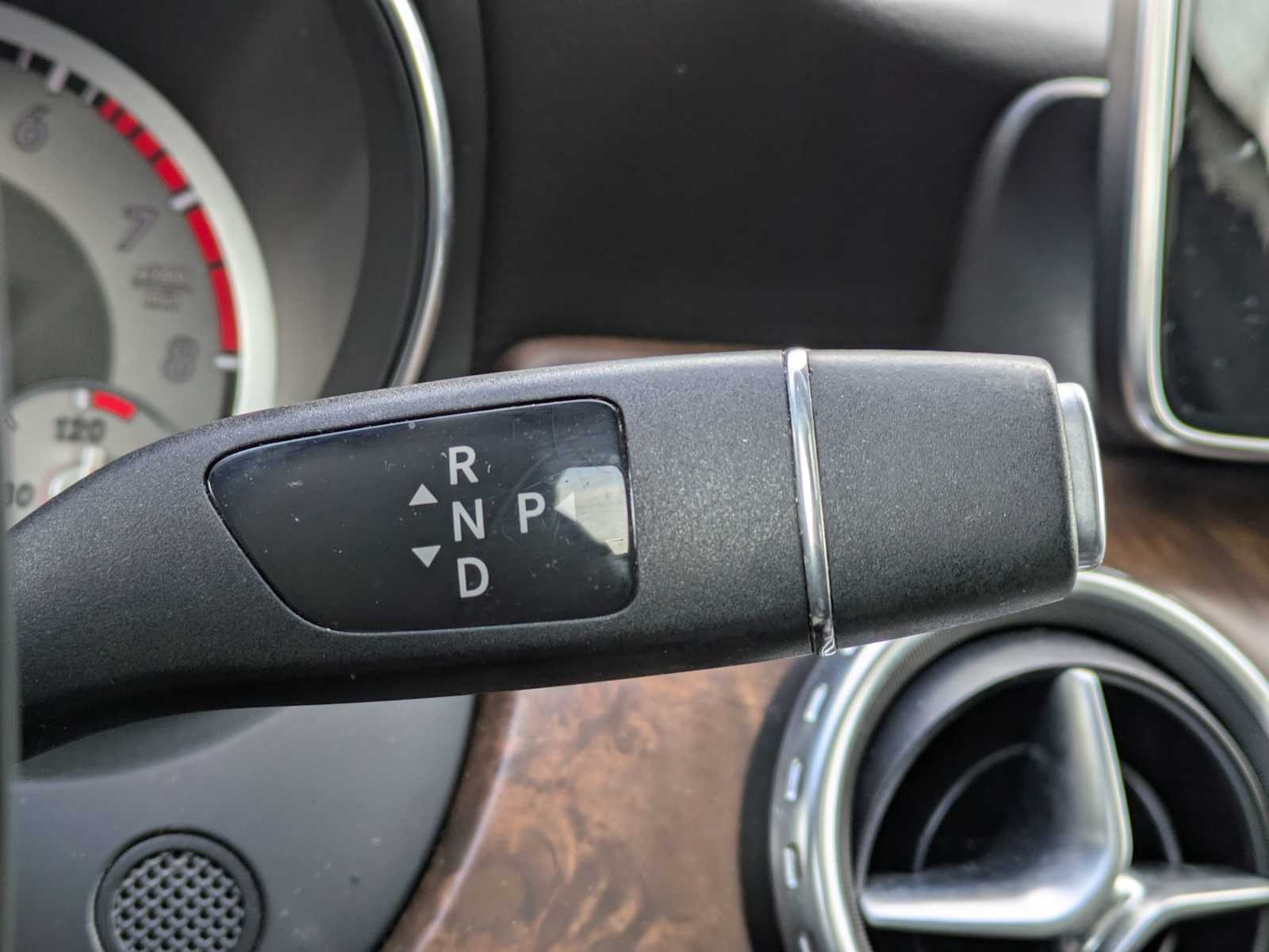 Thumbnail: 2016 Mercedes-Benz GLA - 31