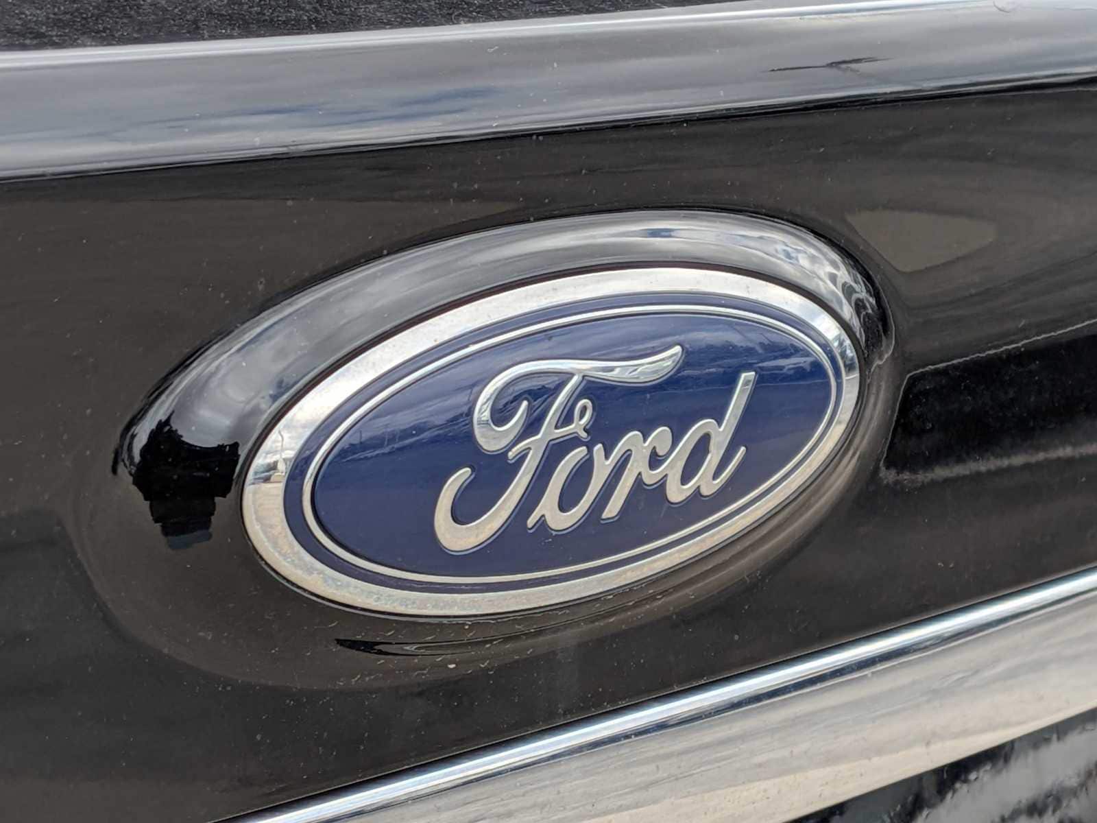 Thumbnail: 2020 Ford Edge - 12