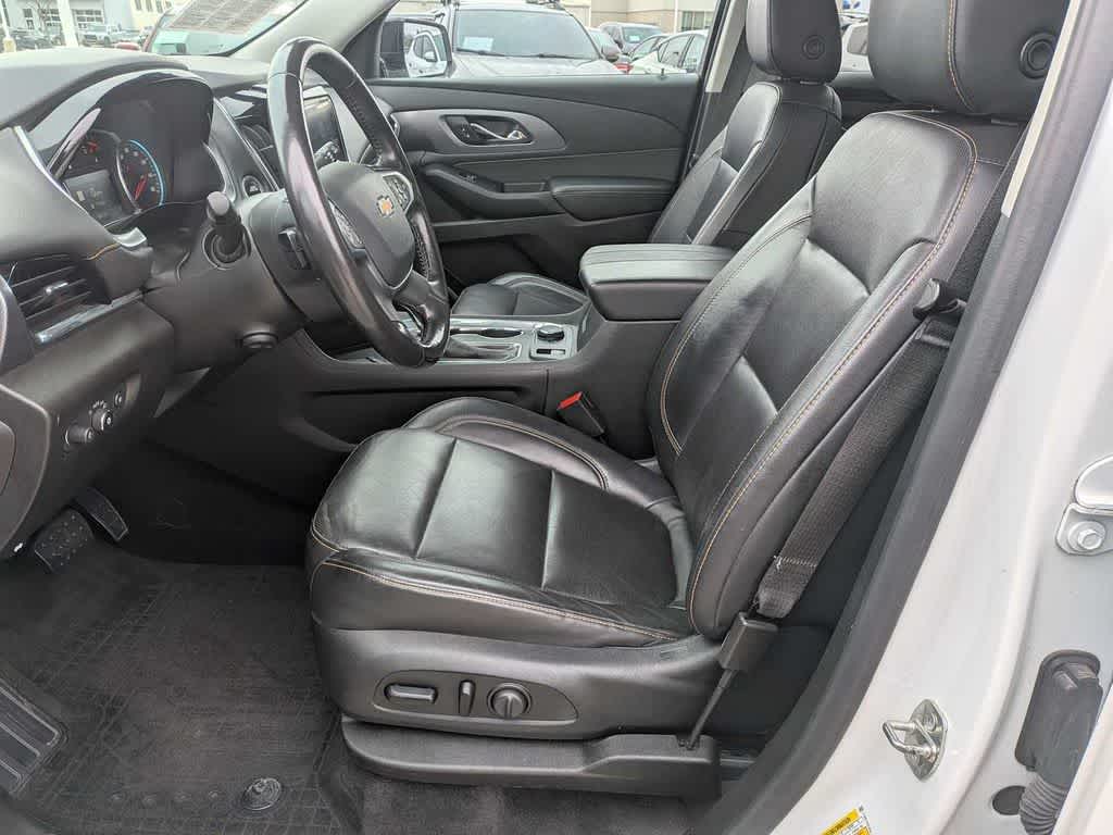 Thumbnail: 2020 Chevrolet Traverse - 19