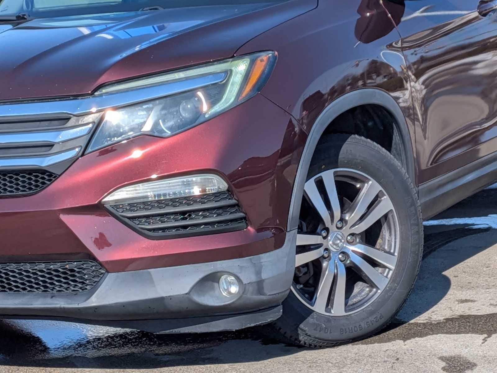 Thumbnail: 2017 Honda Pilot - 11