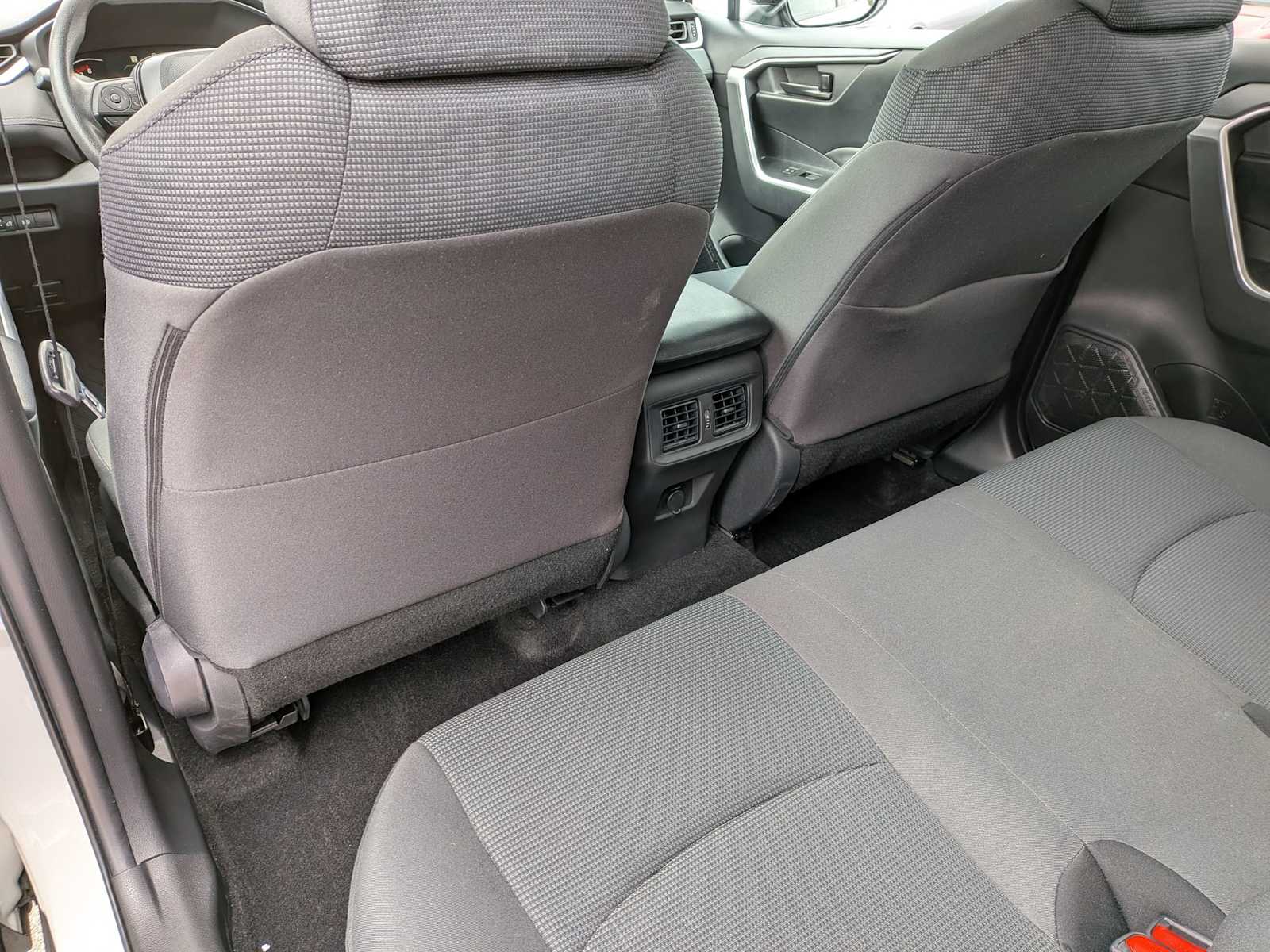 Thumbnail: 2023 Toyota RAV4 - 16