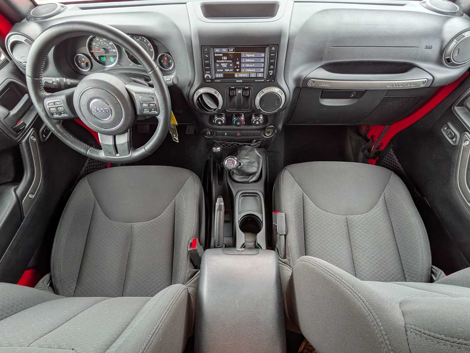 Thumbnail: 2016 Jeep Wrangler - 17