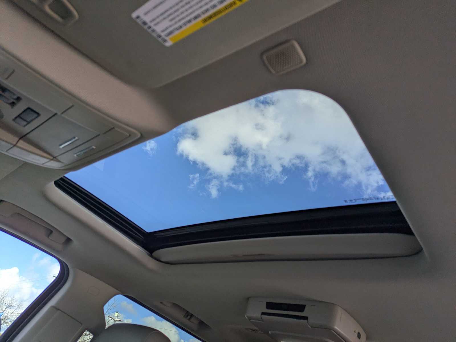 Thumbnail: 2019 Chevrolet Suburban - 18