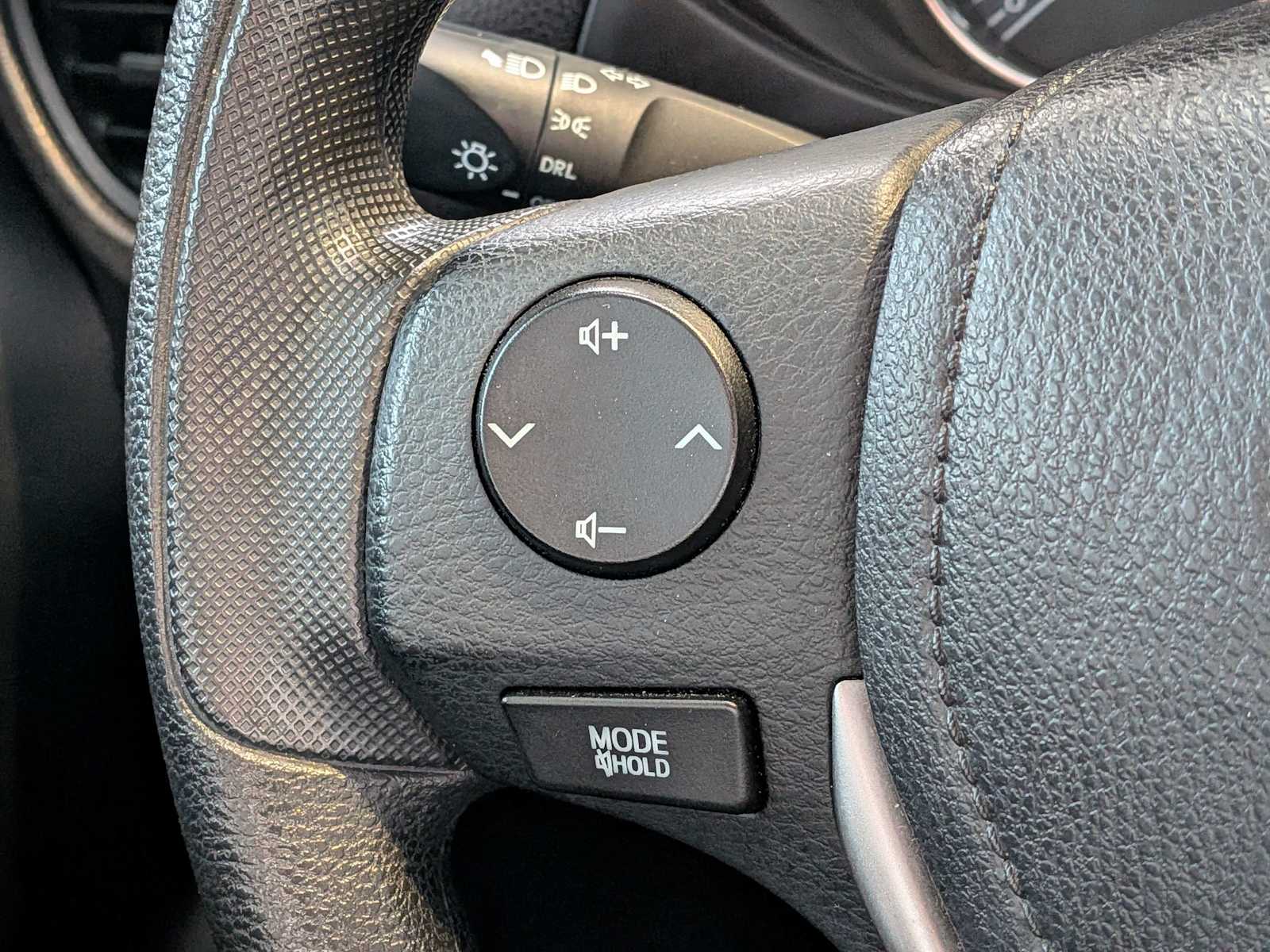 Thumbnail: 2015 Toyota Corolla - 21