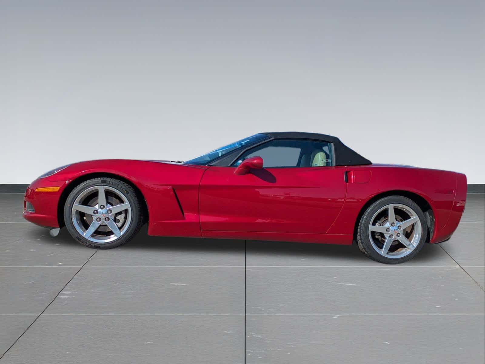 Thumbnail: 2005 Chevrolet Corvette - 3