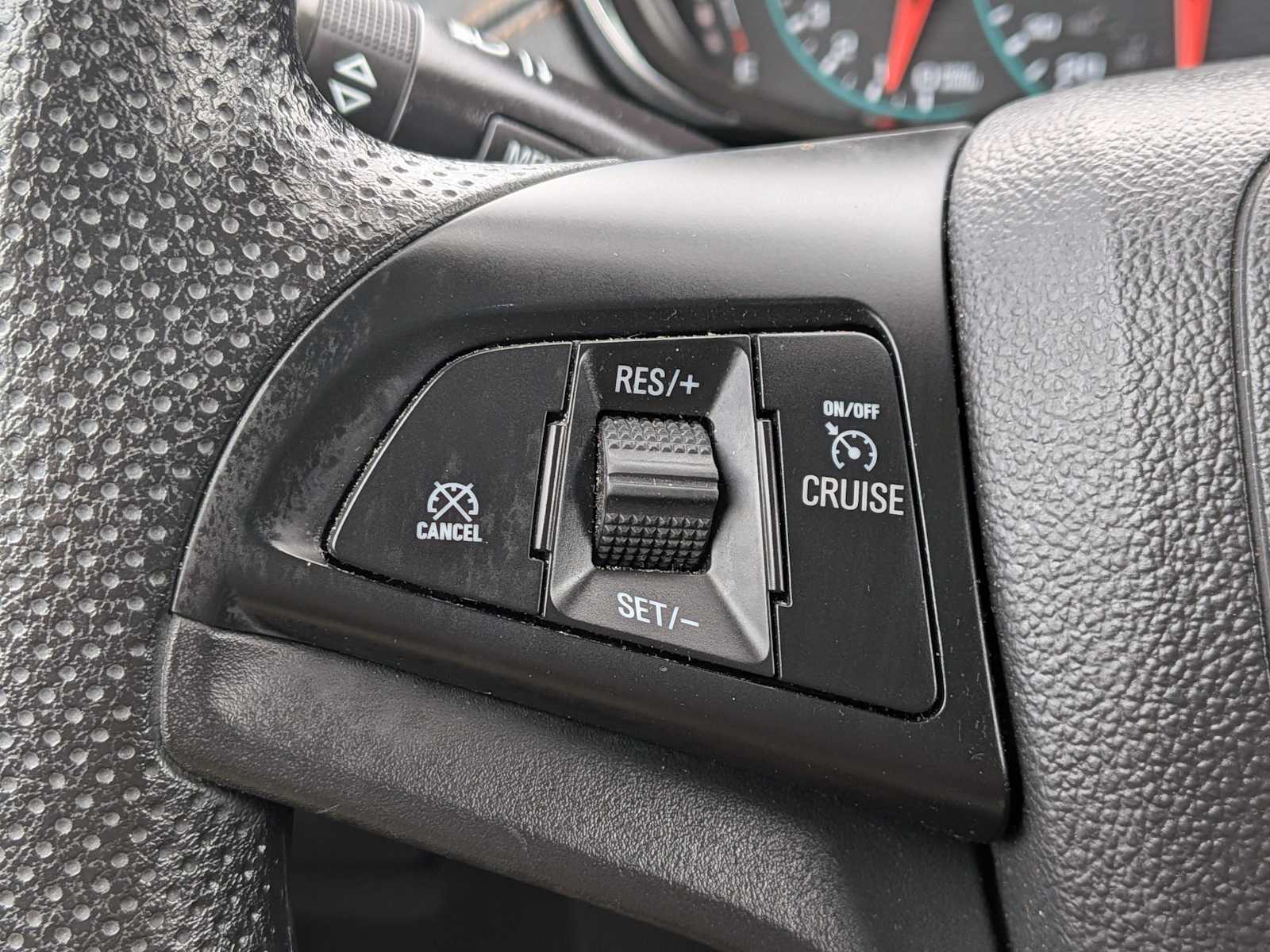 Thumbnail: 2020 Chevrolet Trax - 21