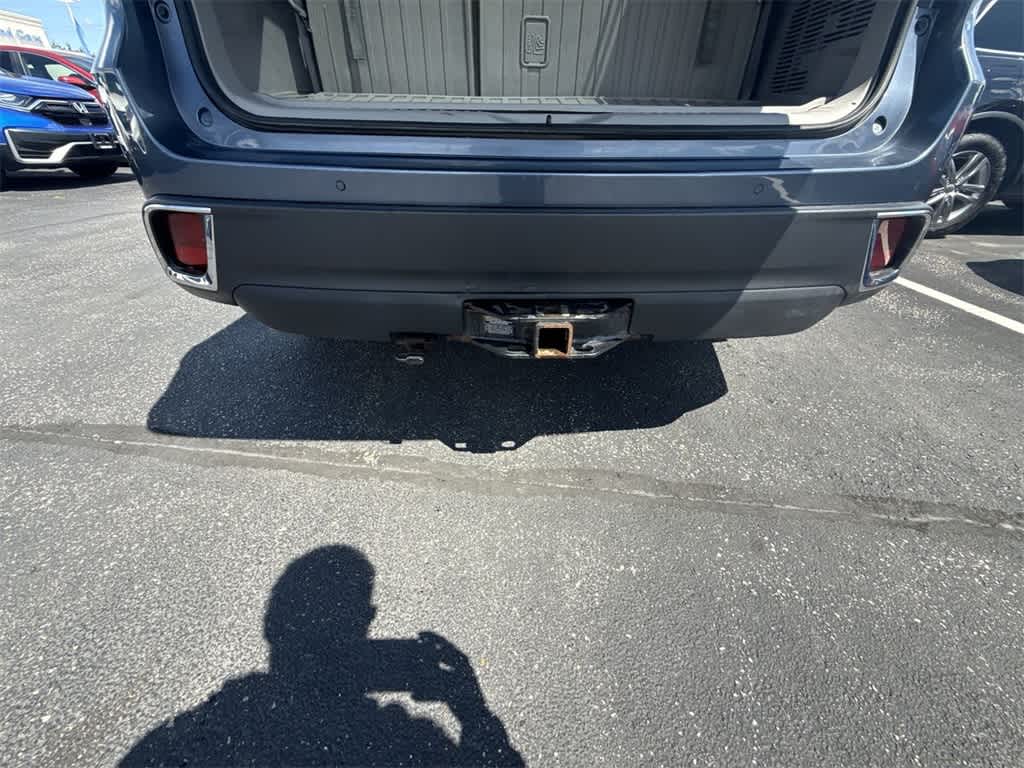Thumbnail: 2019 Toyota Highlander - 36