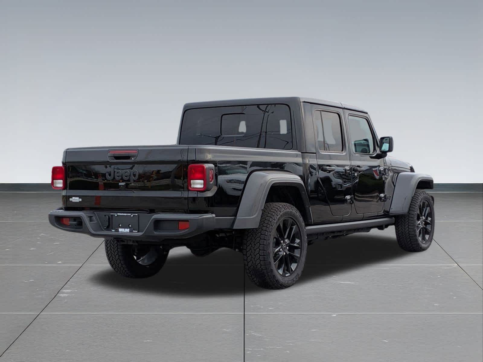 Thumbnail: 2024 Jeep Gladiator - 6