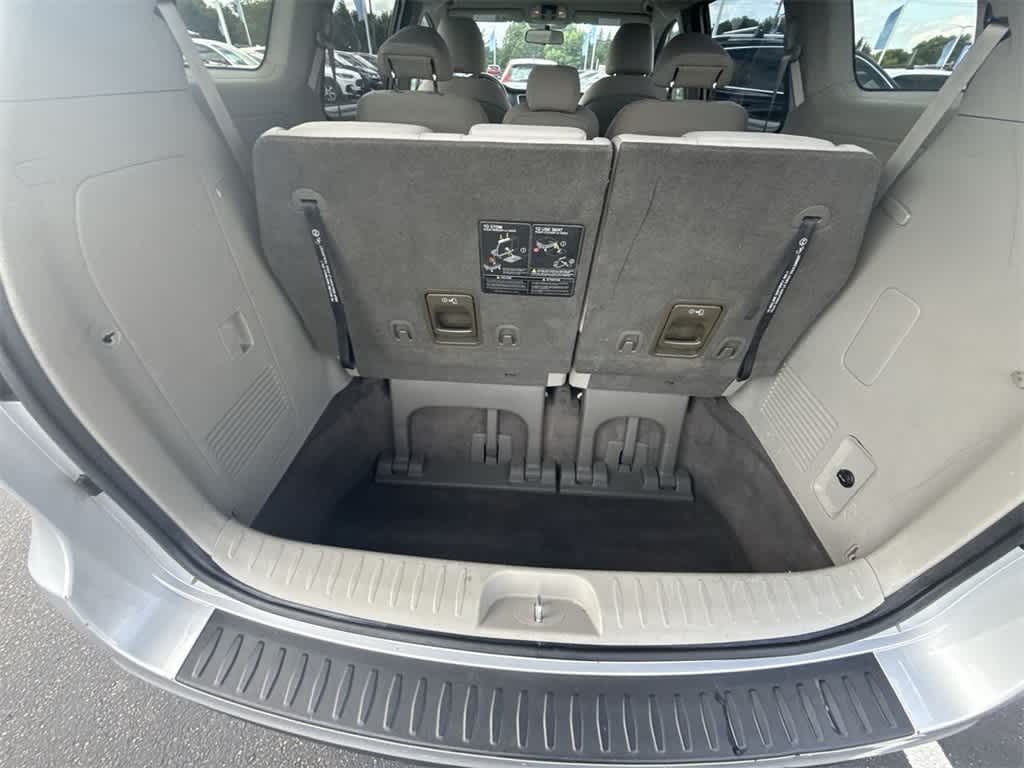 Thumbnail: 2021 Kia Sedona - 31