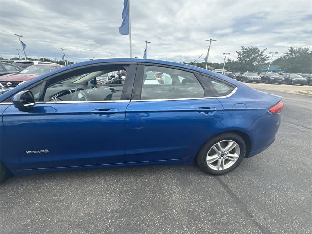 Thumbnail: 2018 Ford Fusion - 4