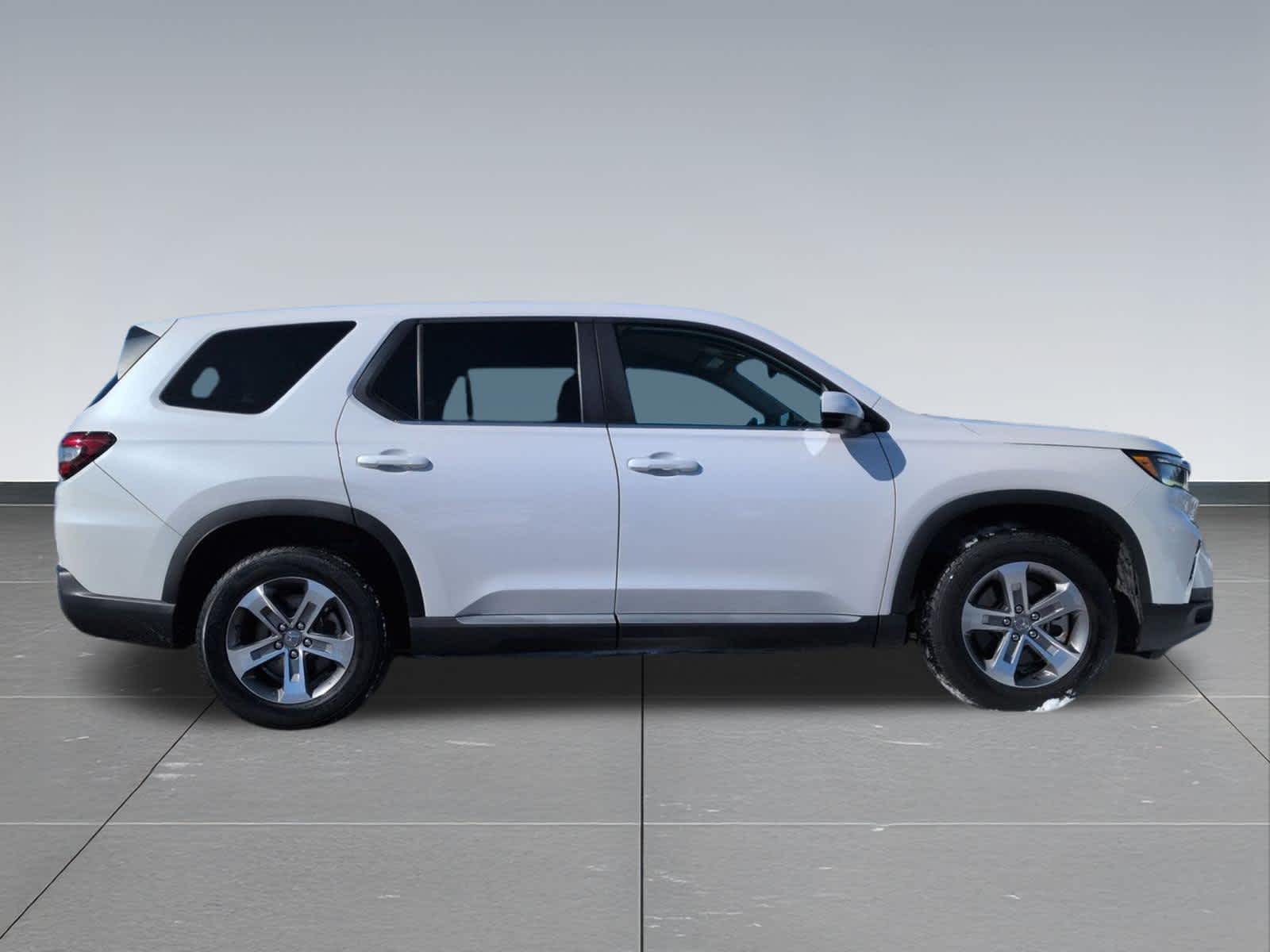 Thumbnail: 2023 Honda Pilot - 7