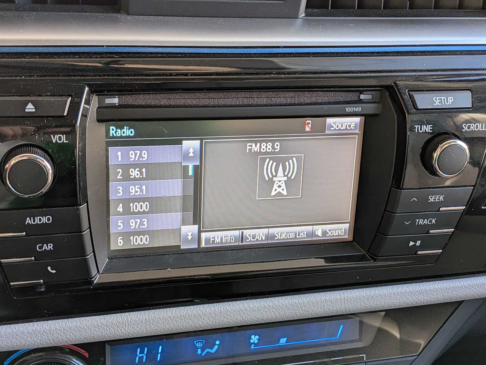 Thumbnail: 2014 Toyota Corolla - 25