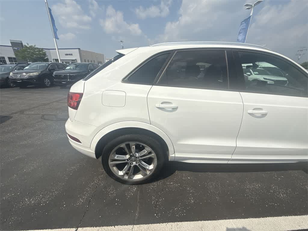 Thumbnail: 2018 Audi Q3 - 6