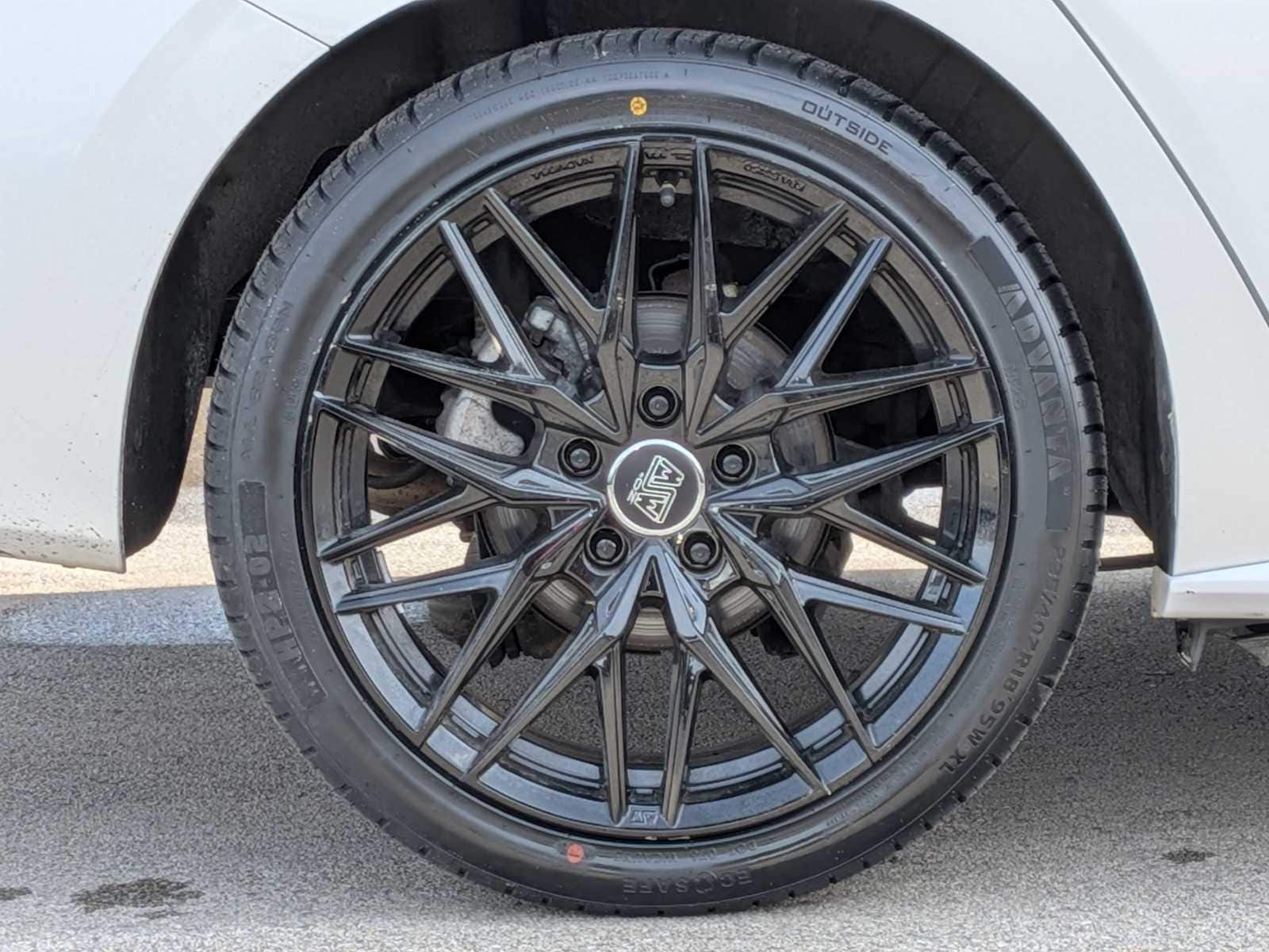 Thumbnail: 2020 Nissan Sentra - 12