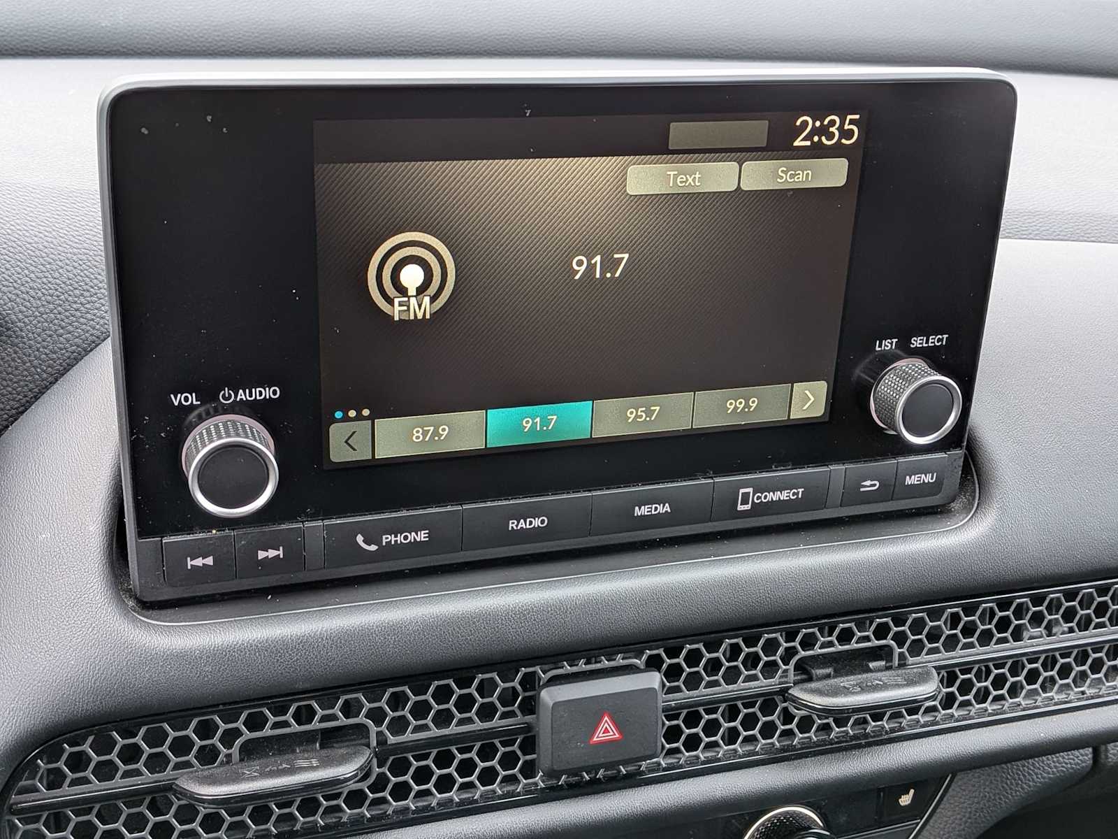 Thumbnail: 2023 Honda HR-V - 23