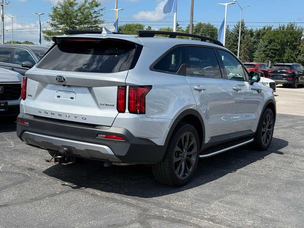 Thumbnail: 2021 Kia Sorento - 3